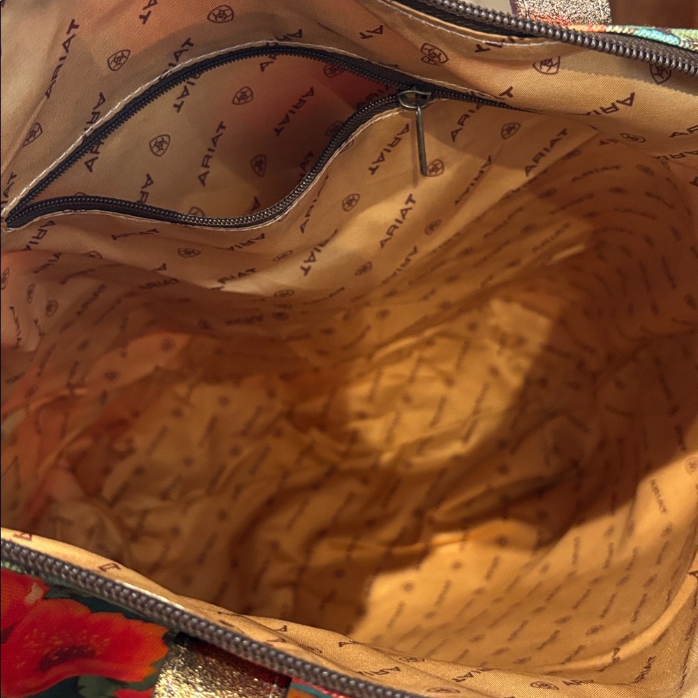 Ariat Cruiser Prickly Pear Print,Copper Metallic Genuine Leather straps,large - Picture 9 of 14